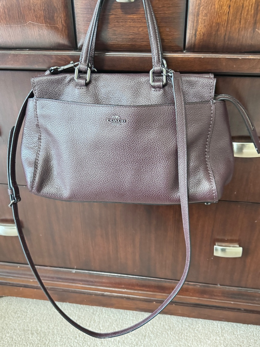 🎊SALE🎊Coach Pebbled Leather Satchel in Wine